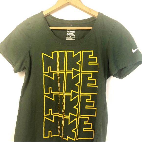 The Nike Tee Athletic Cut Green Logo Short Sleeve T Shirt Women's Size Medium - Picture 2 of 5